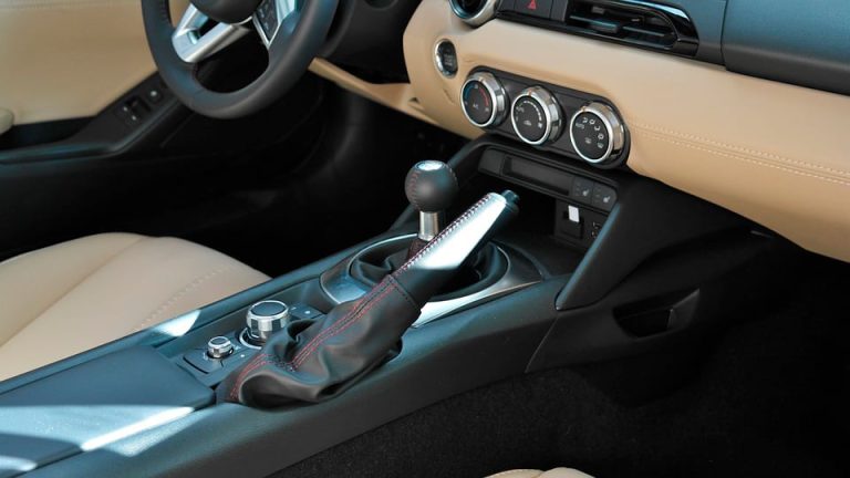 Aquele cheirinho bom de carro novo é feito de propósito…