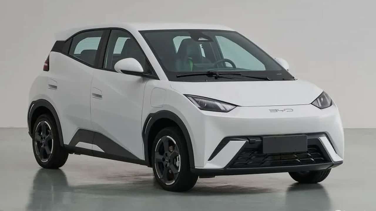 Novo carro elétrico BYD Seagull pode vir ao Brasil com preço de popular